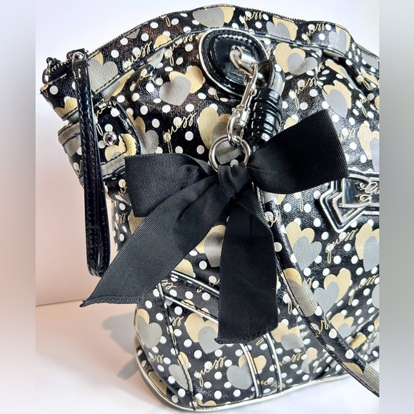 Guess Black Cream Polka Dots Tote Bag, Dual Handles, Heart Pattern Keychain NWOT - Picture 3 of 16